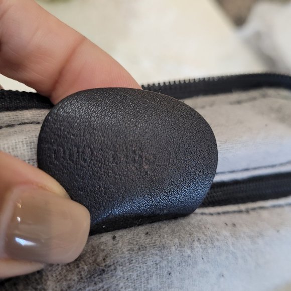 GUCCI 2 BAMBOO HANDLES~ BLACK LEATHER~ HANDBAG - Picture 12 of 13